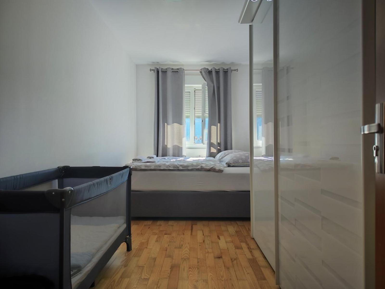 Apartman Srna Trebinje Esterno foto
